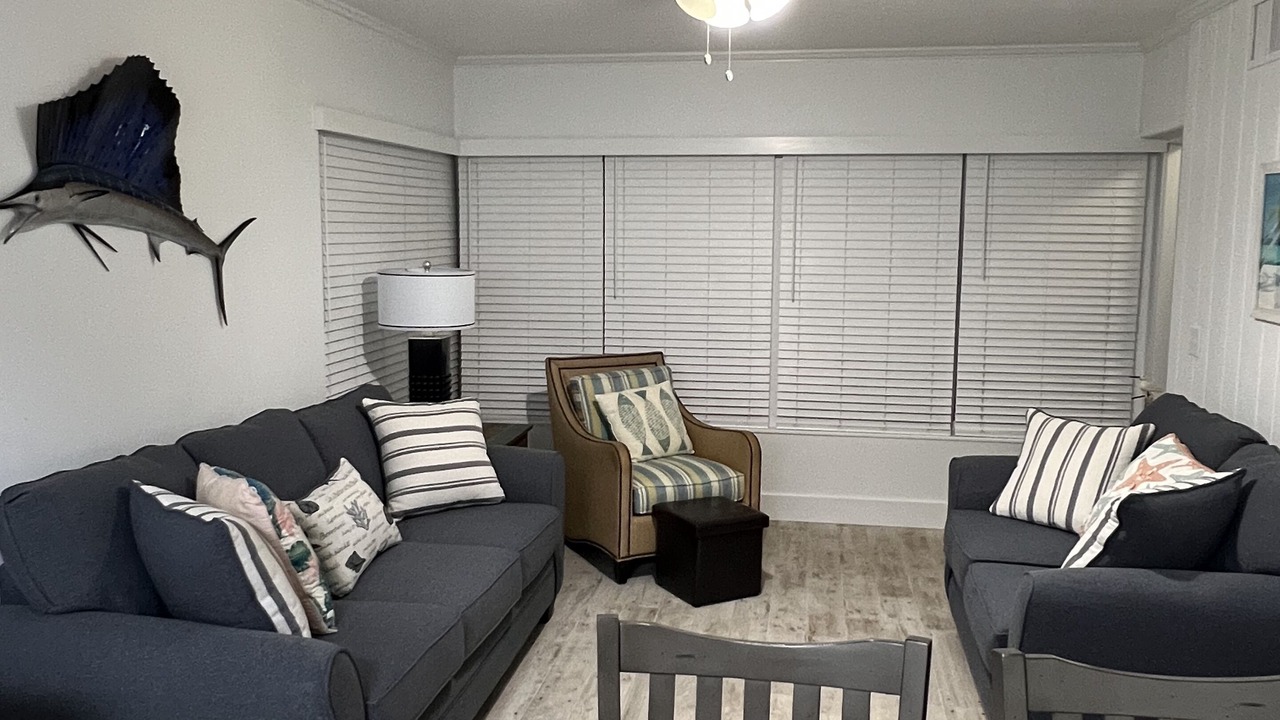 Photo of Livingroom in Indian Shores