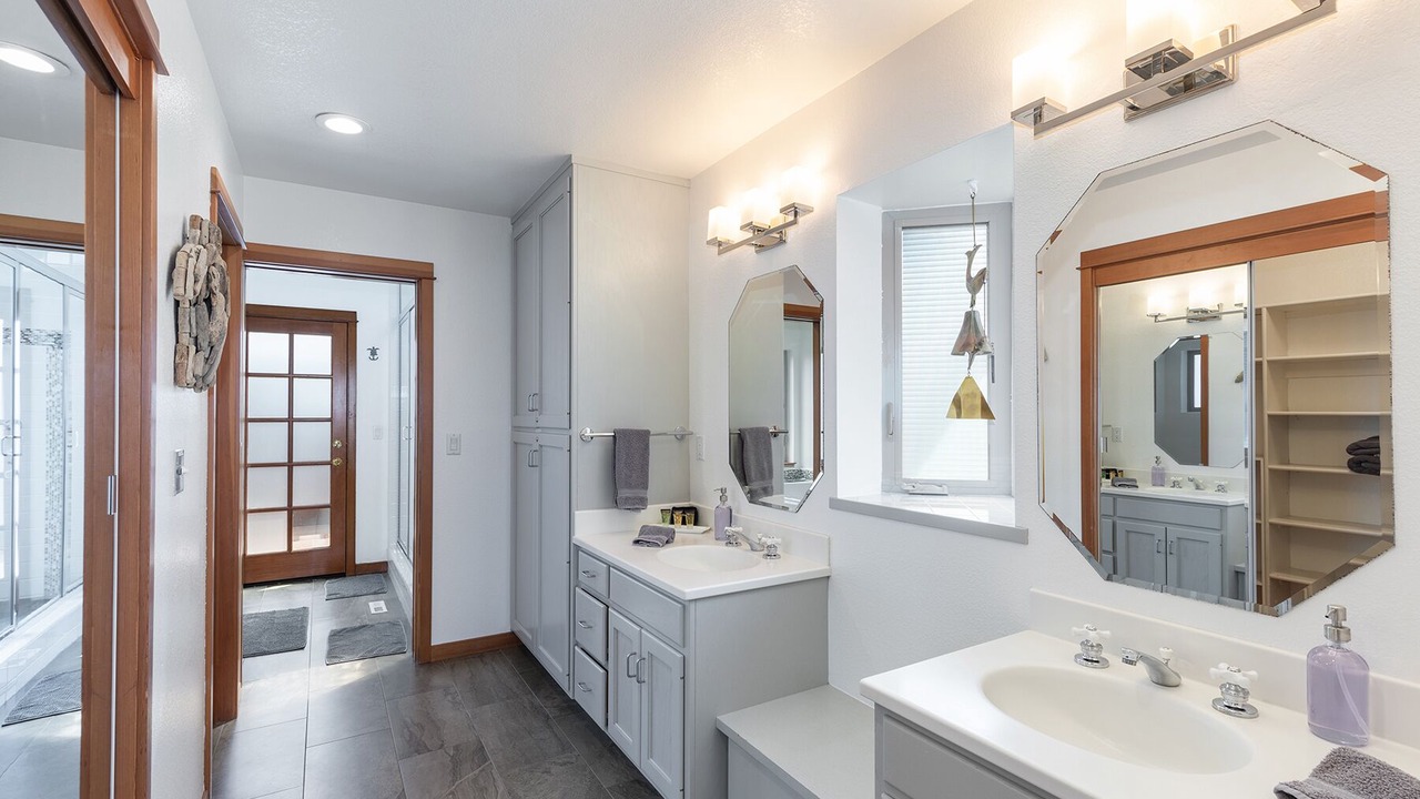 Photo of Bathroom in Dillon Beach