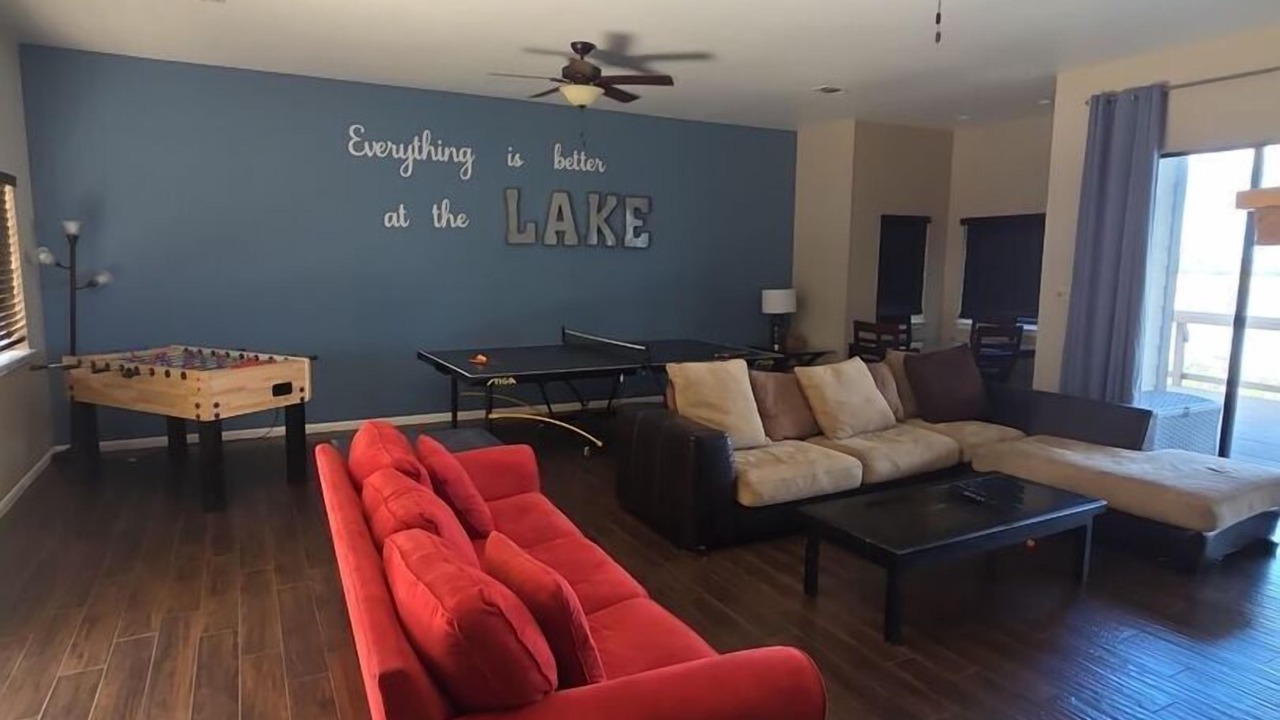 Photo of Bedroom in Canyon Lake
