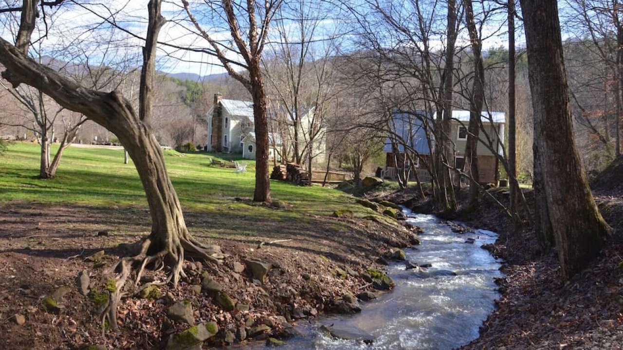 Photo of Others in Weaverville