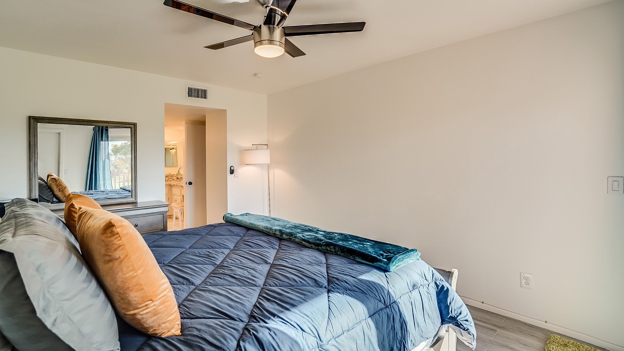 Photo of Bedroom in Entertainment District