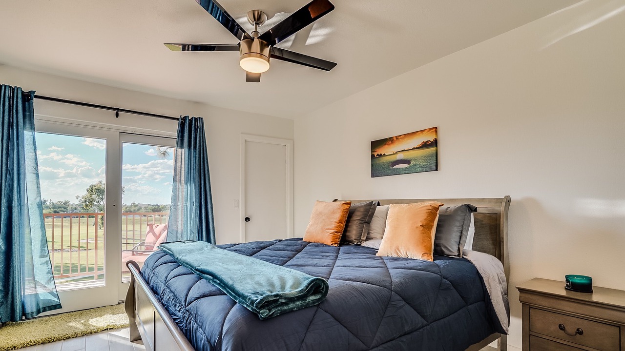 Photo of Bedroom in Entertainment District