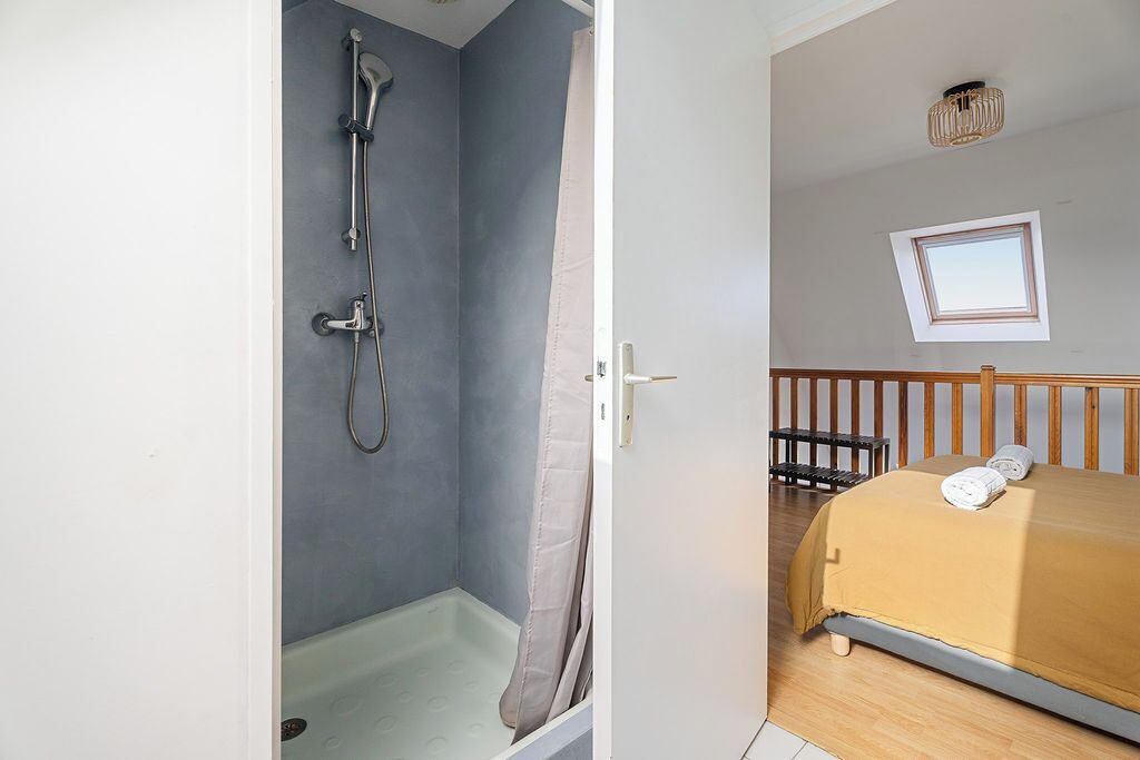 Photo of Bedroom in Lancieux