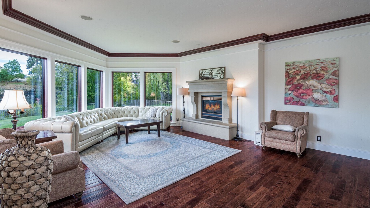 Photo of Livingroom in Bend