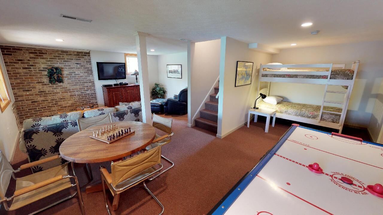 Photo of Bedroom in Huddleston