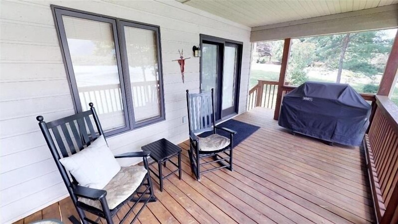 Photo of Outdoor in Huddleston