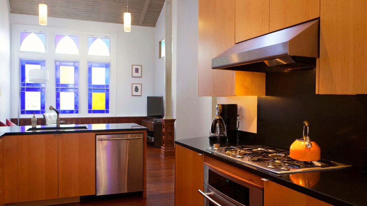 Photo of Kitchen in Savannah Victorian District