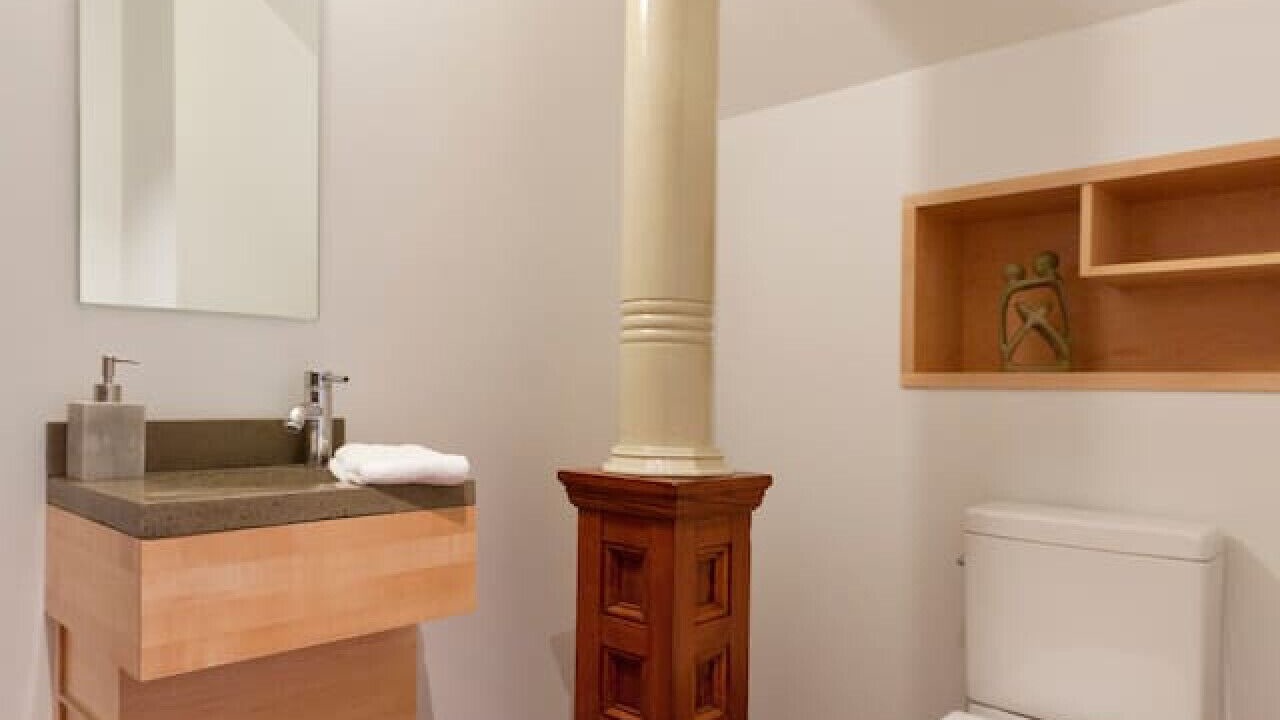 Photo of Bathroom in Savannah Victorian District