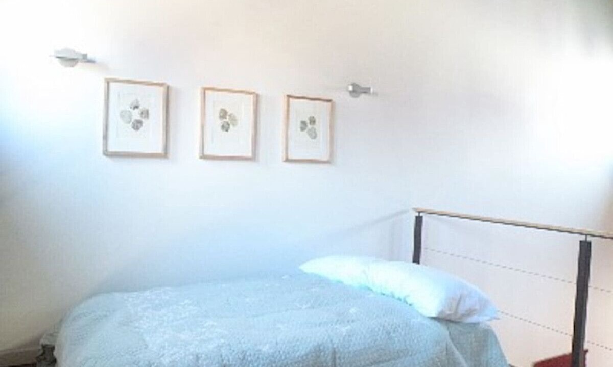 Photo of Bedroom in Savannah Victorian District