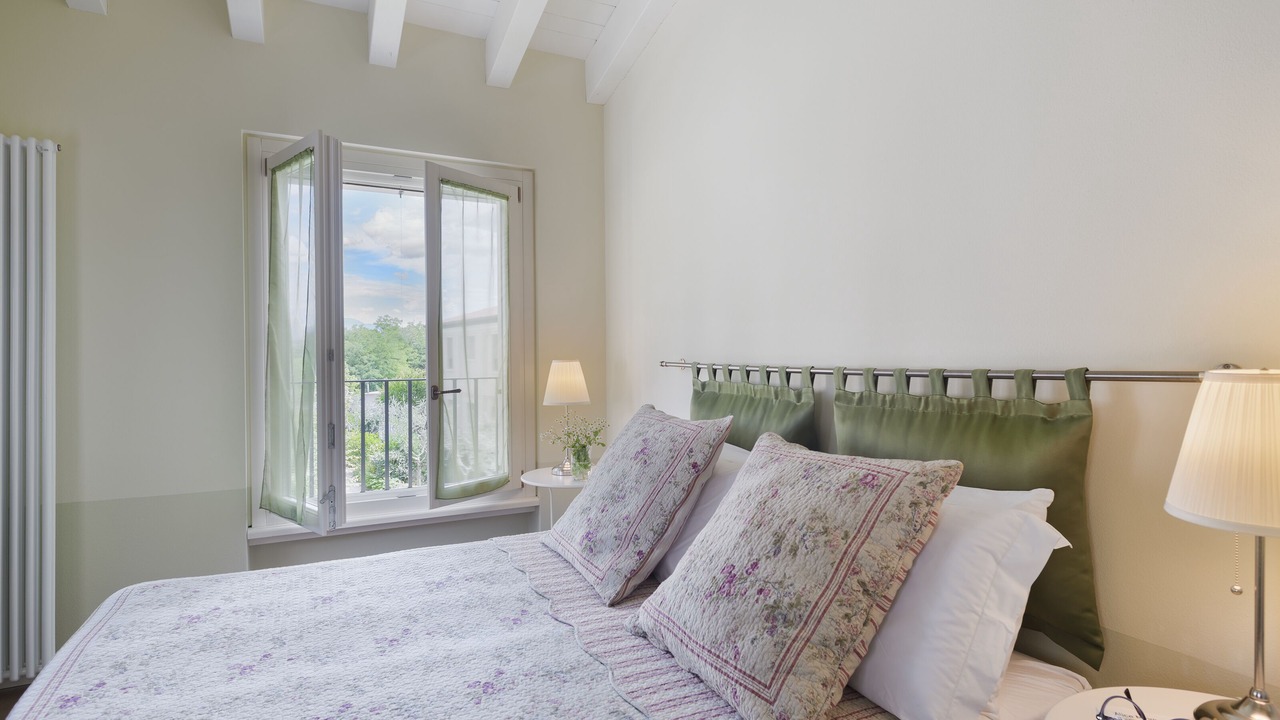 Photo of Bedroom in Polpenazze del Garda