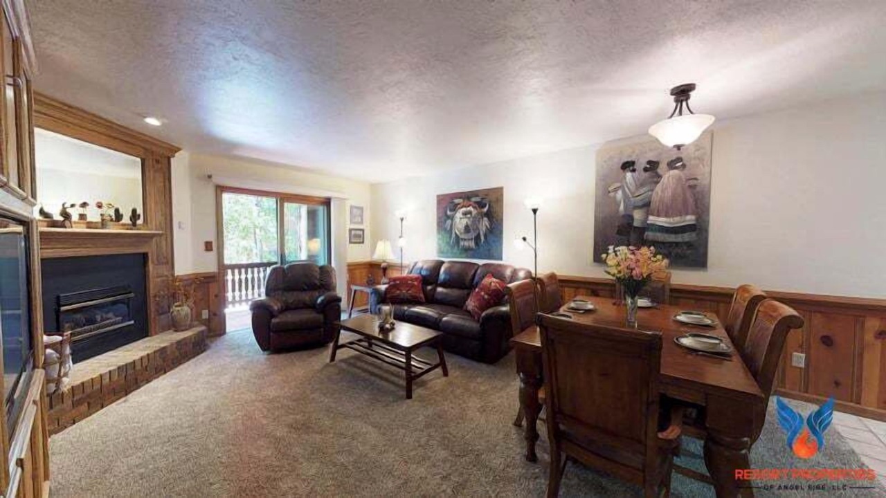 Photo of Livingroom in Angel Fire