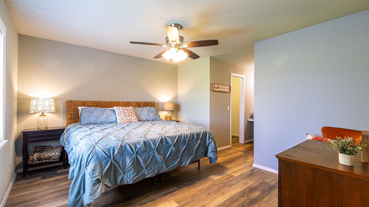 Photo of Bedroom in Pettit