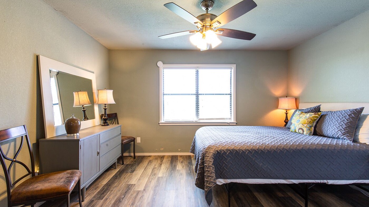 Photo of Bedroom in Pettit