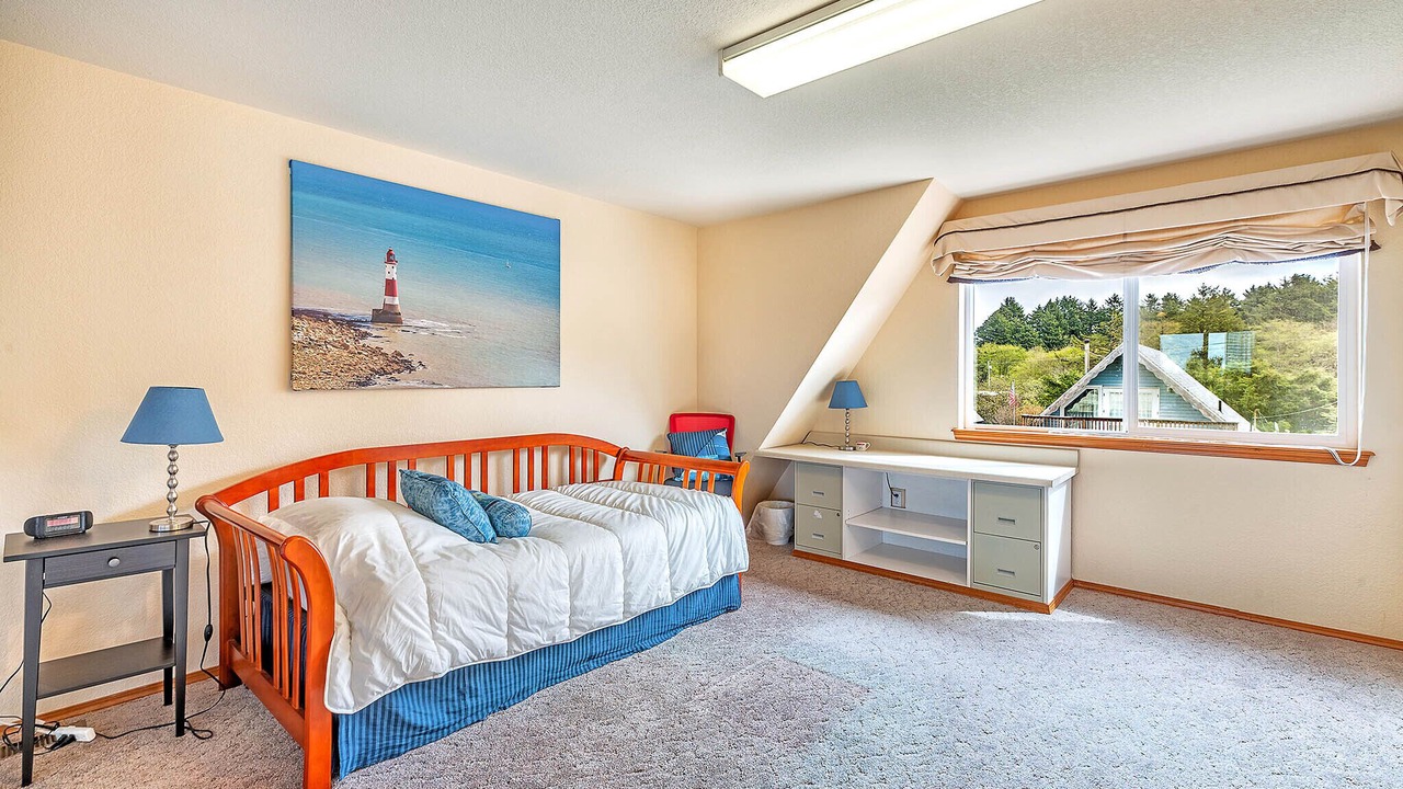 Photo of Bedroom in Copalis Beach