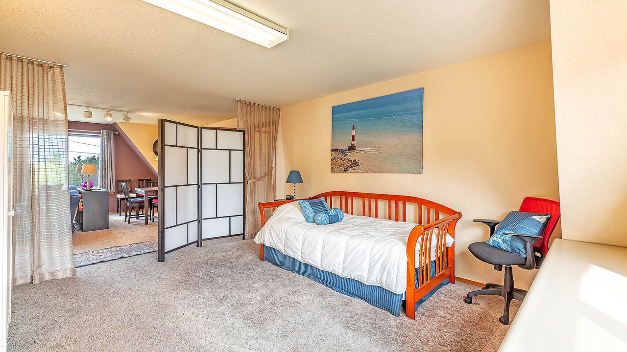 Photo of Bedroom in Copalis Beach
