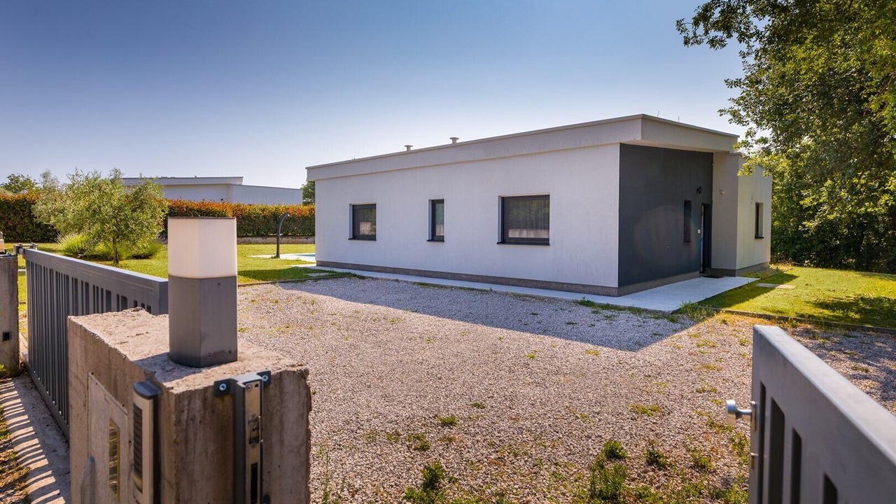 Photo of Outdoor in Prkacini