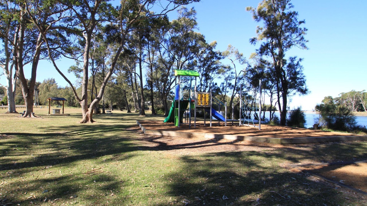 Photo of Others in Berrara