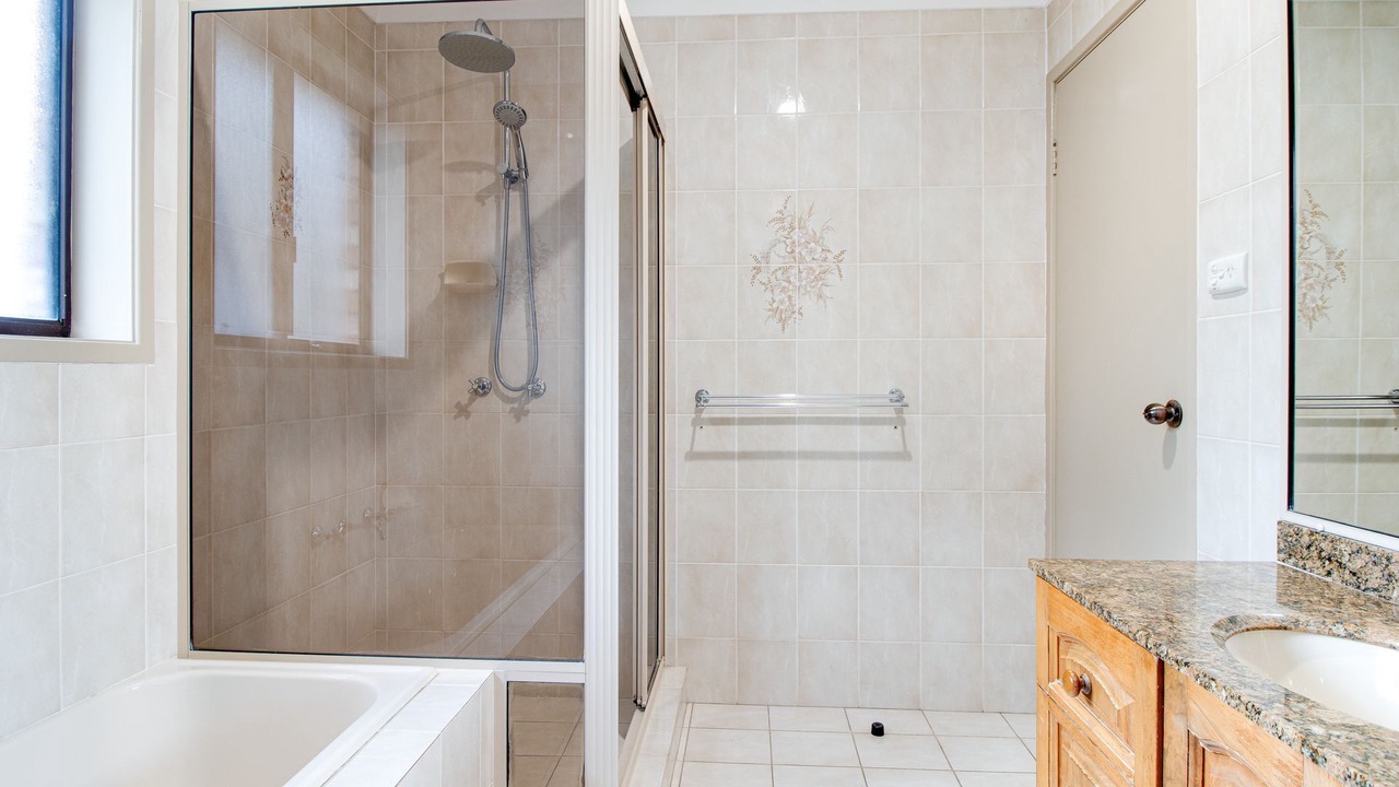 Photo of Bathroom in Sussex Inlet