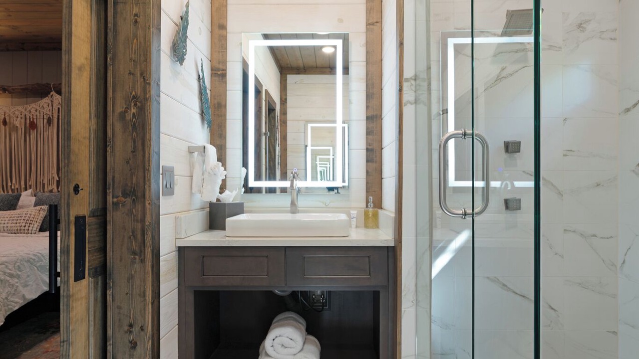Photo of Bathroom in Hochatown