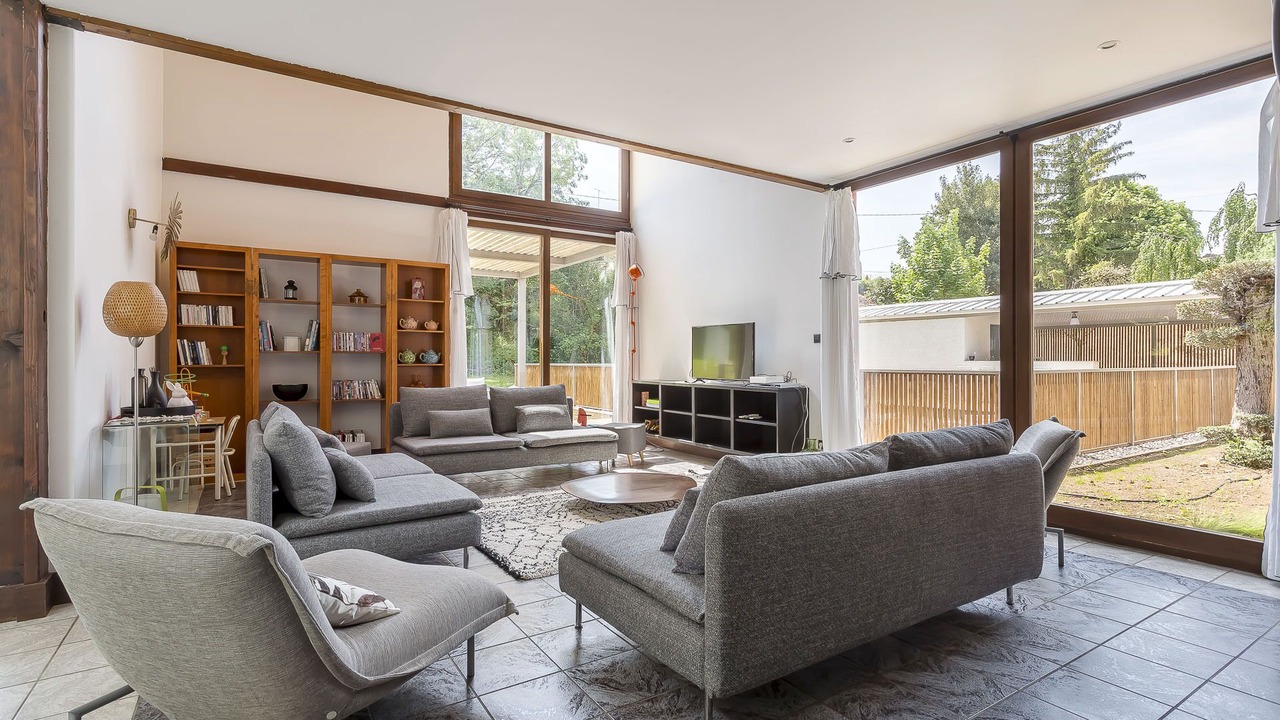 Photo of Livingroom in Hieres-sur-Amby