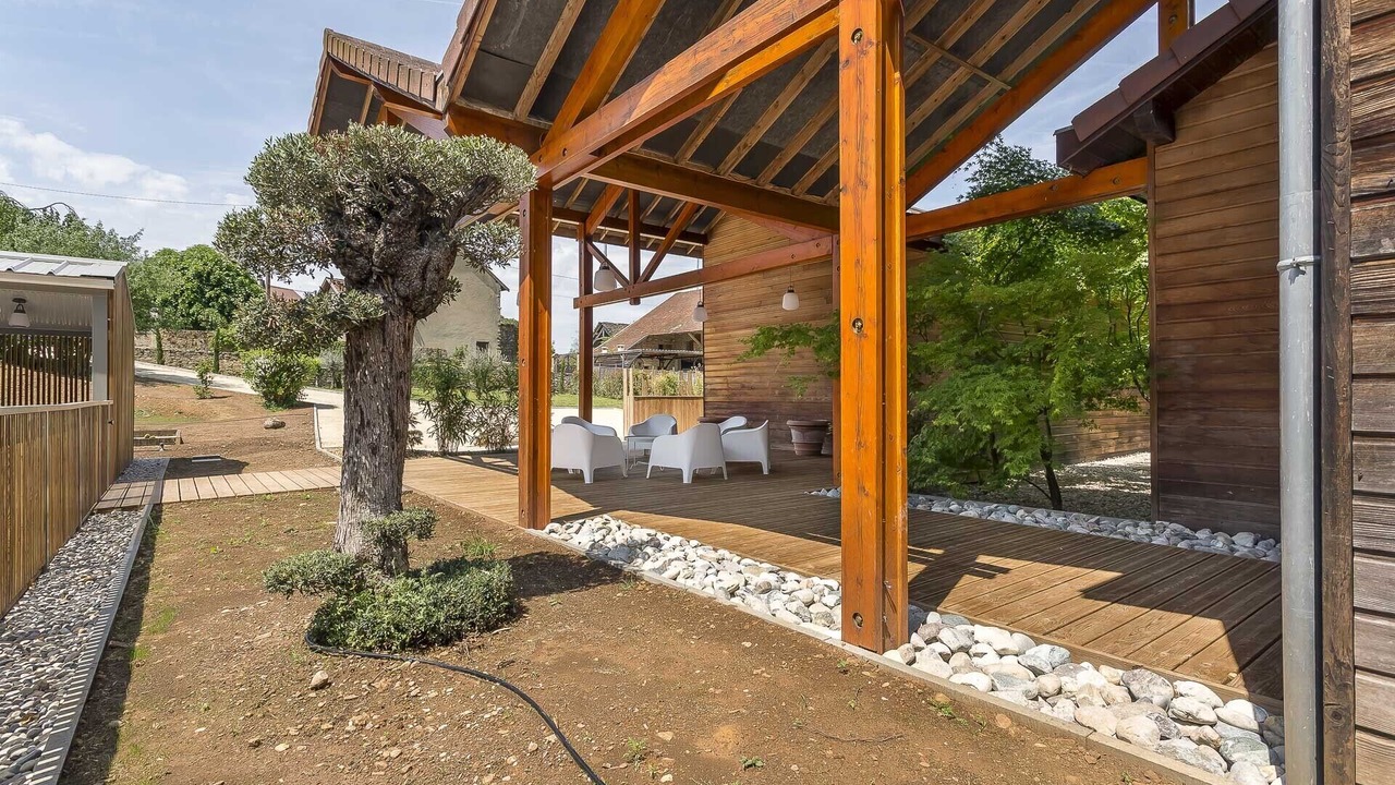 Photo of Patio Balcony in Hieres-sur-Amby