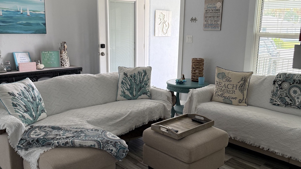 Photo of Livingroom in Belle Vista