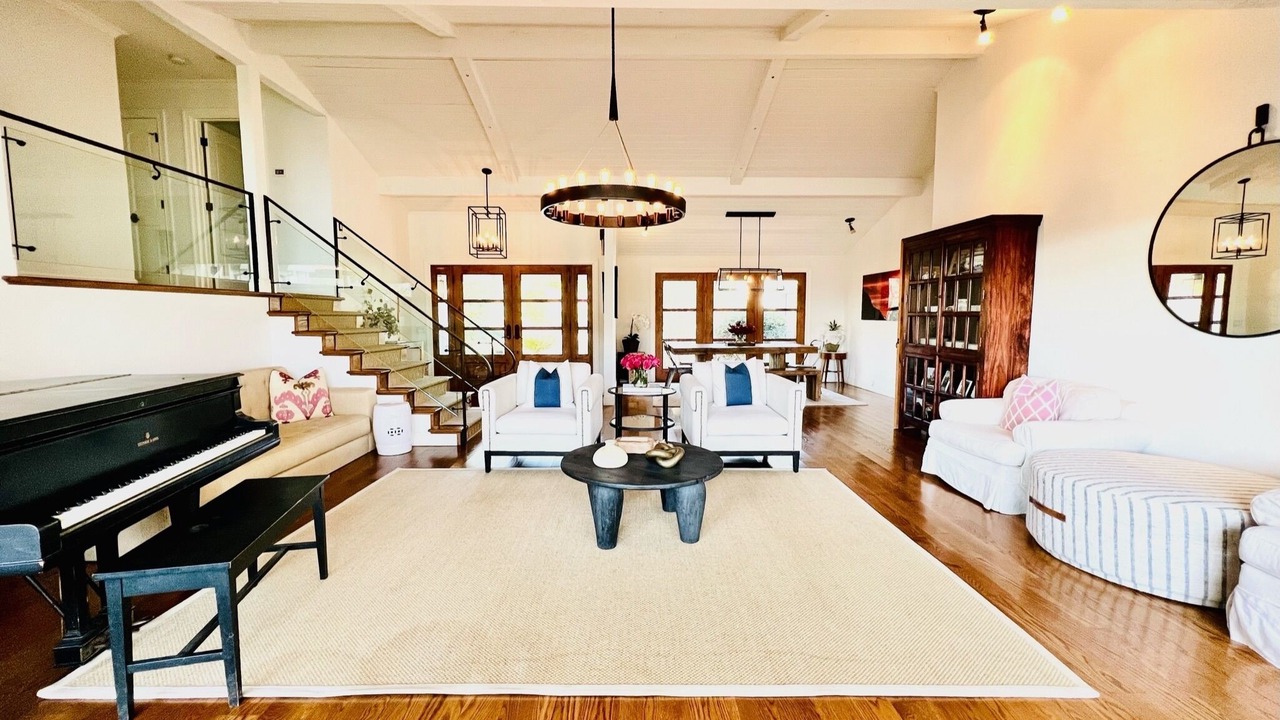 Photo of Livingroom in Healdsburg