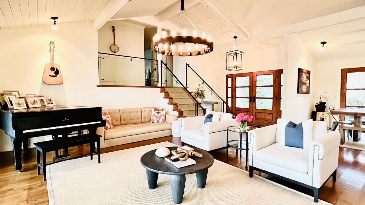 Photo of Livingroom in Healdsburg