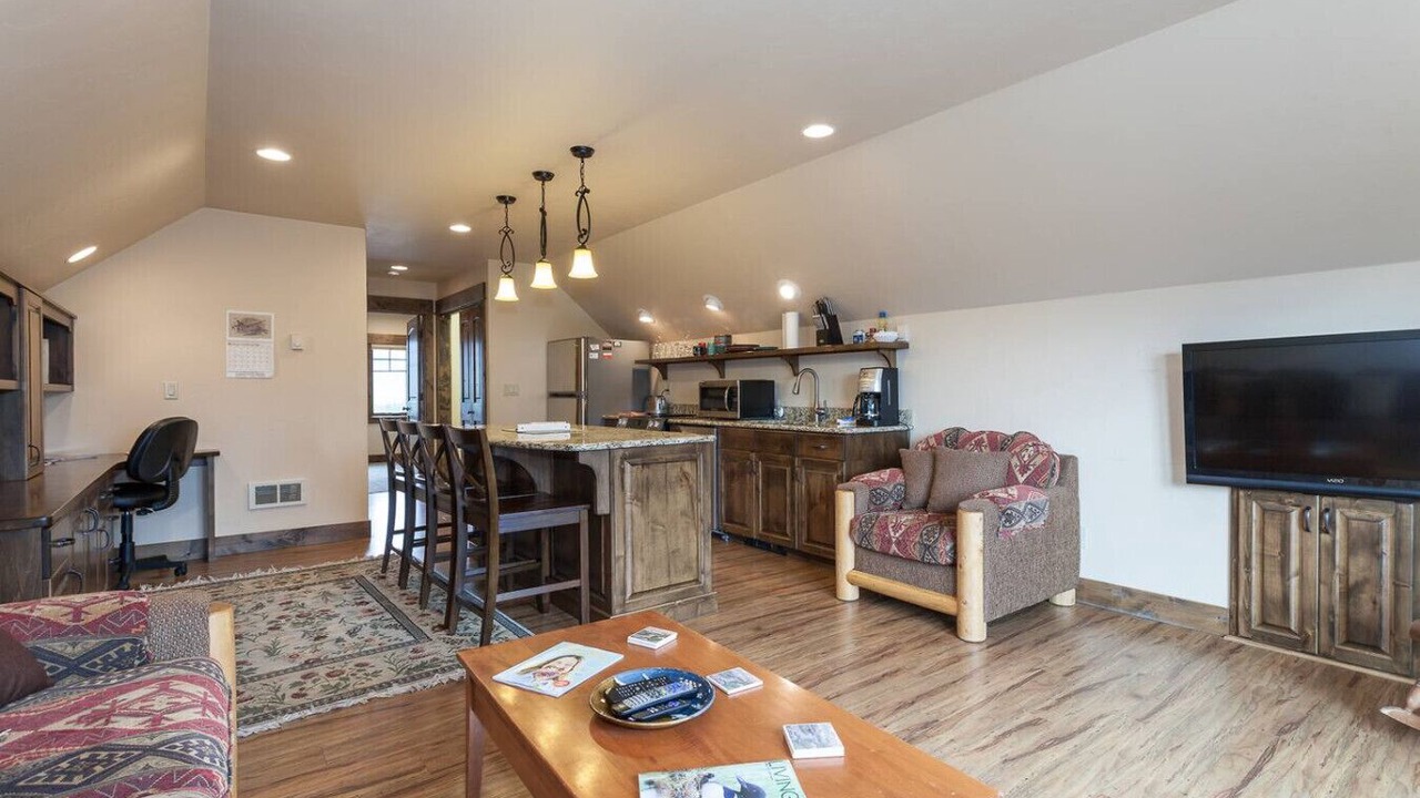 Photo of Livingroom in West Glacier