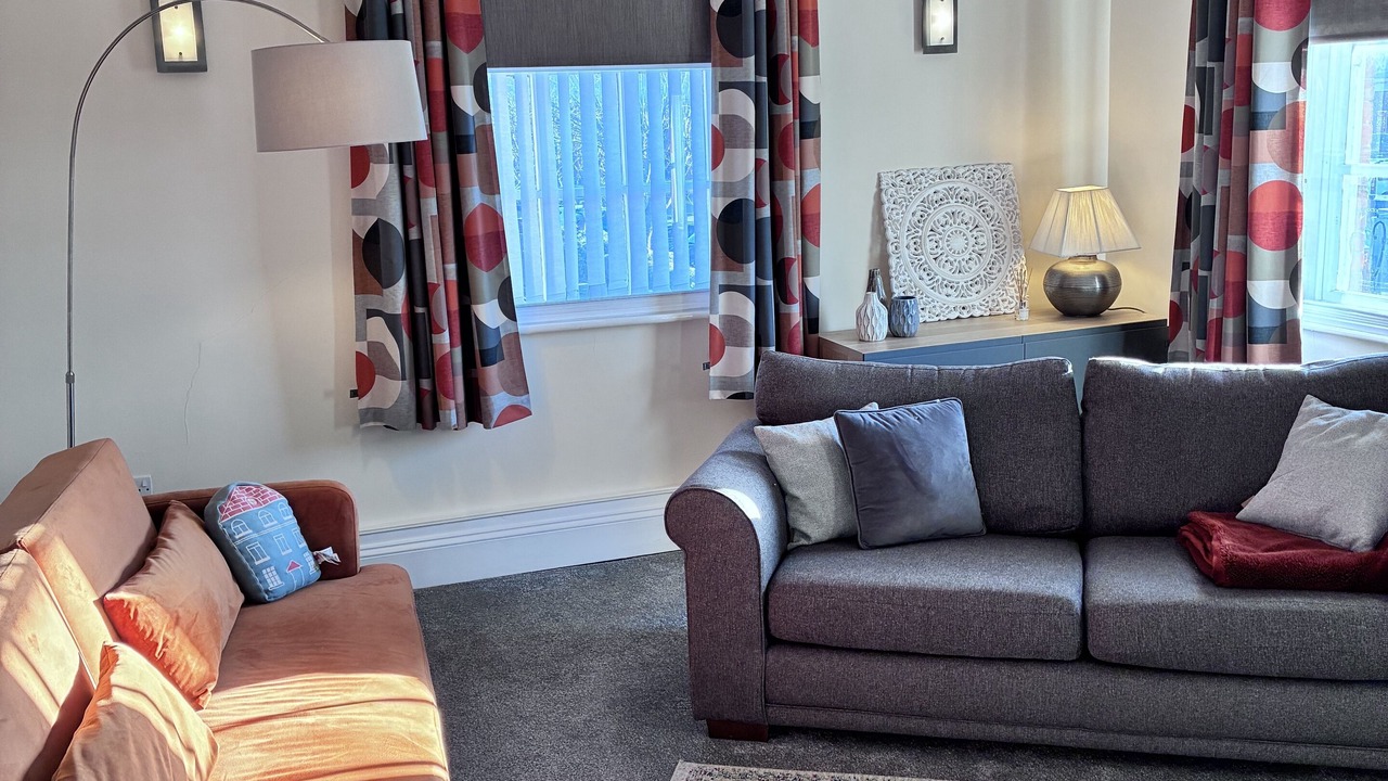 Photo of Livingroom in Burton on Trent