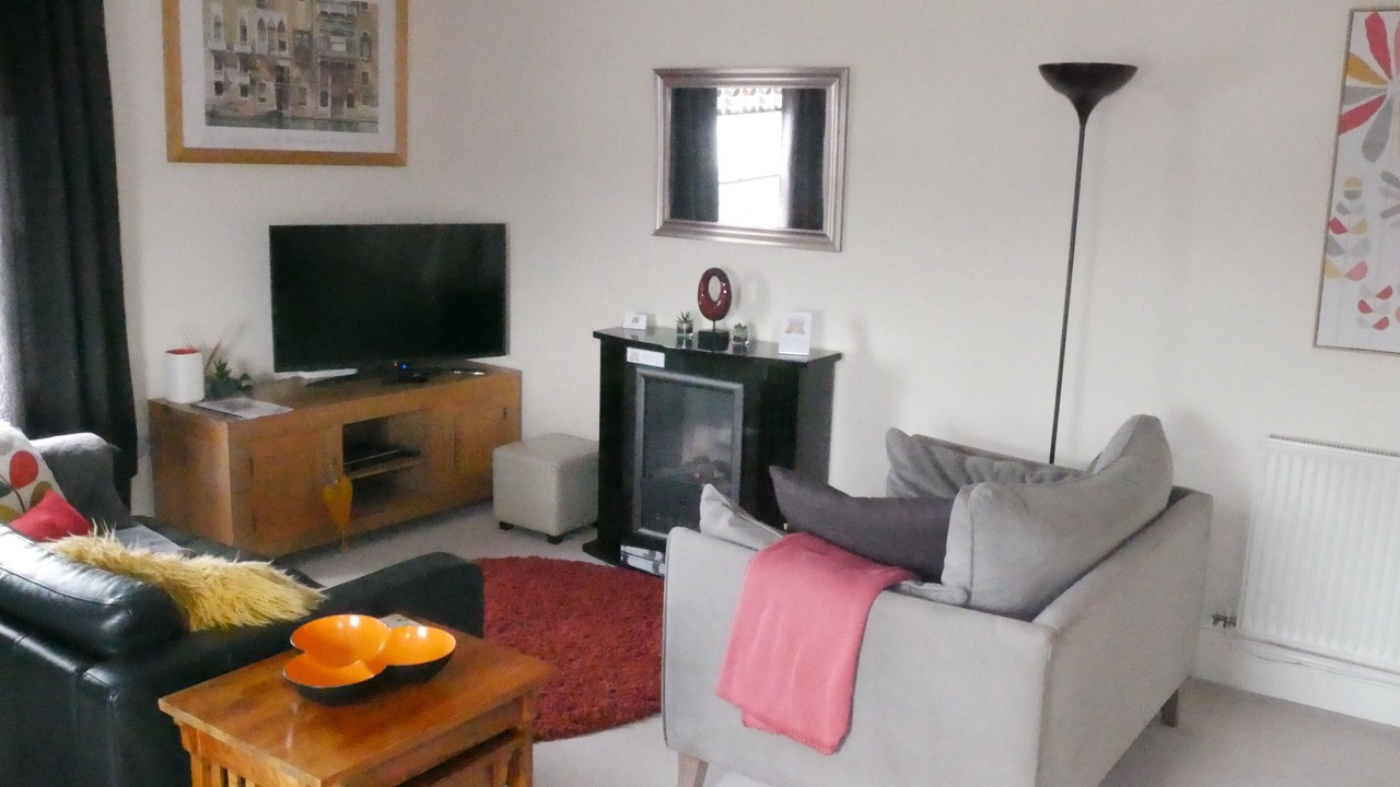 Photo of Livingroom in Burton on Trent