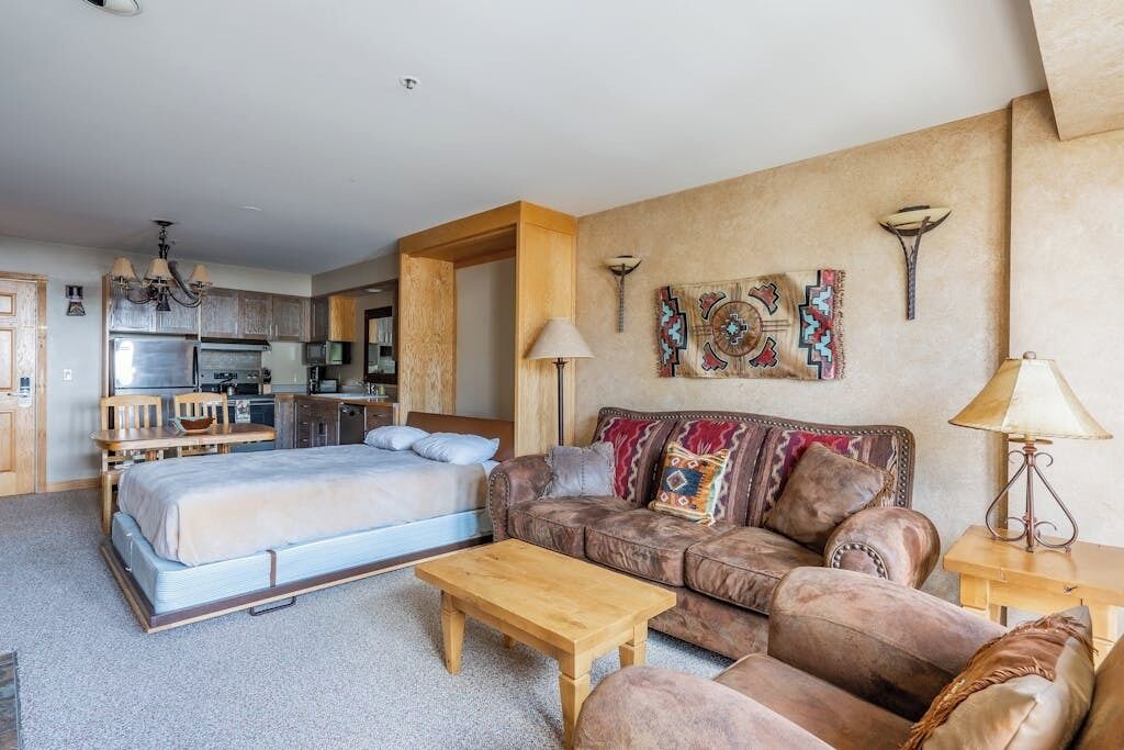 Photo of Livingroom in Big Sky