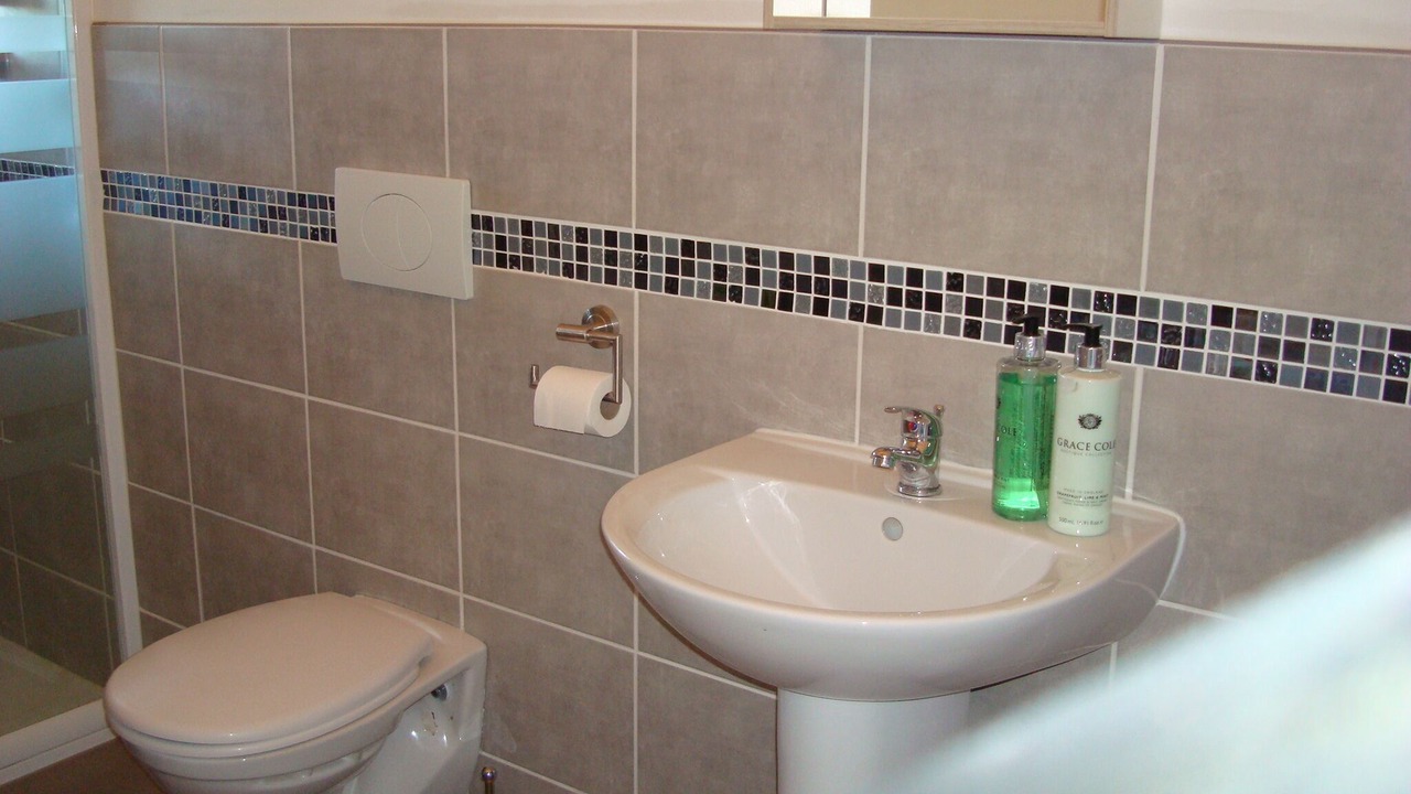 Photo of Bathroom in Camon