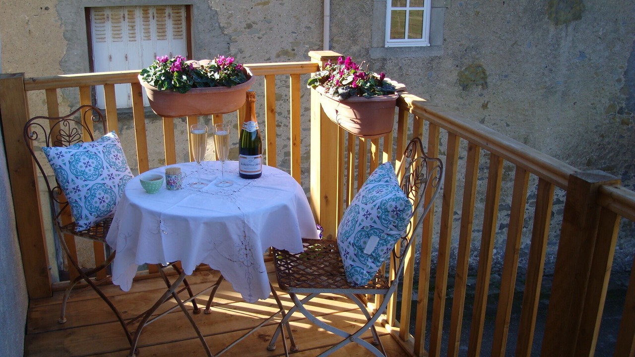 Photo of Patio Balcony in Camon