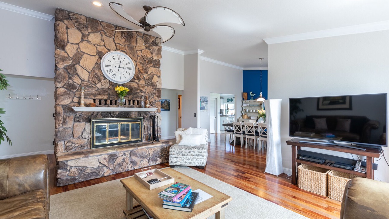 Photo of Livingroom in Bodega Bay