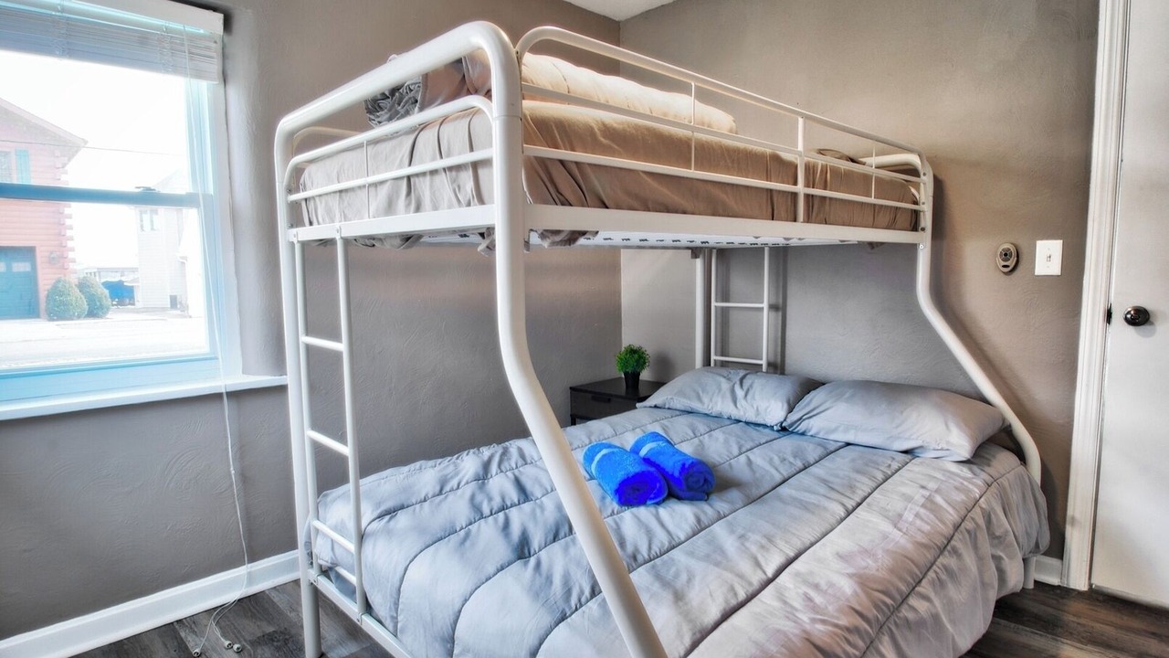 Photo of Others in Lakeview