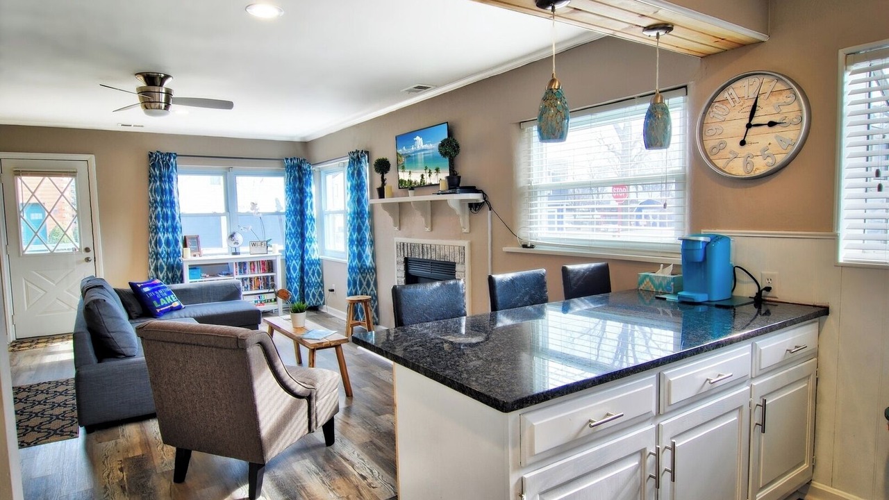 Photo of Others in Lakeview