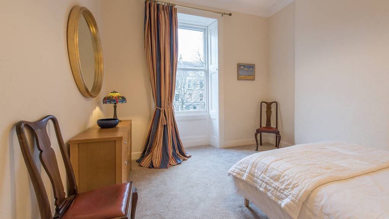 Photo of Bedroom in Newington