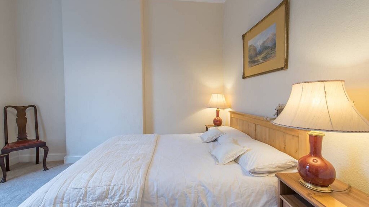 Photo of Bedroom in Newington