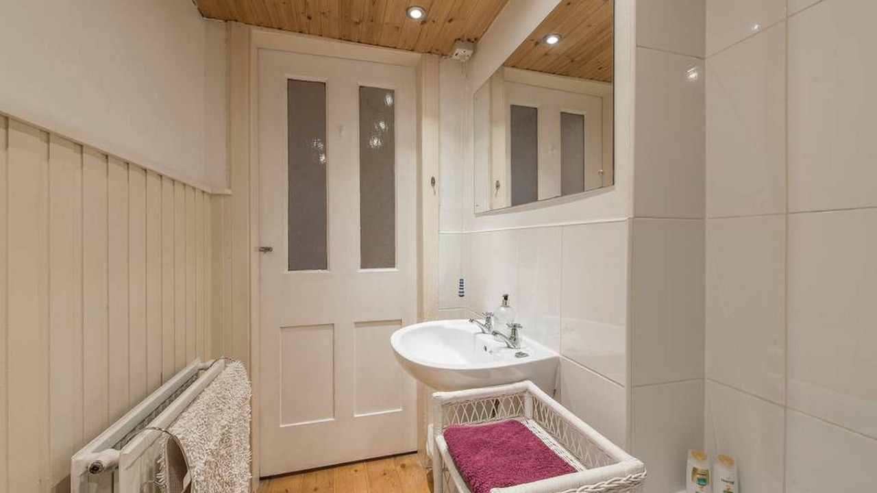 Photo of Bathroom in Newington