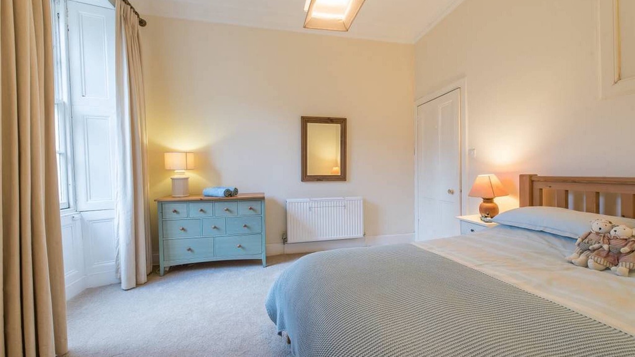Photo of Bedroom in Newington