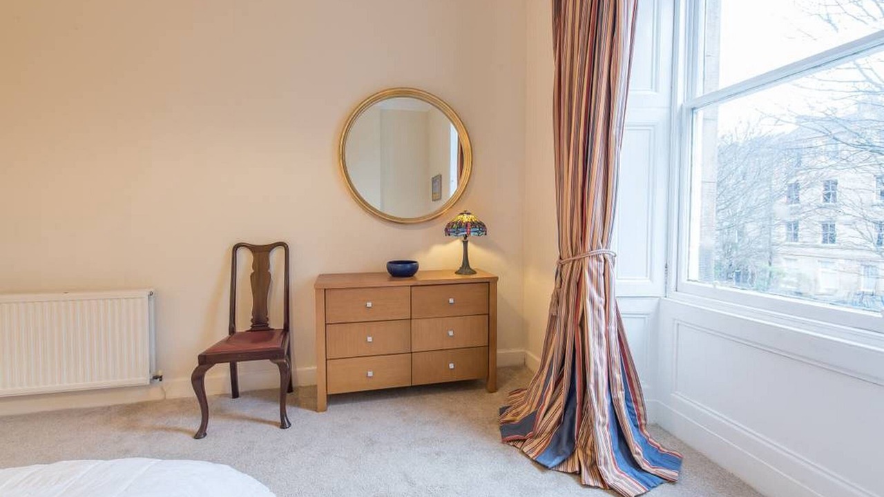 Photo of Bedroom in Newington