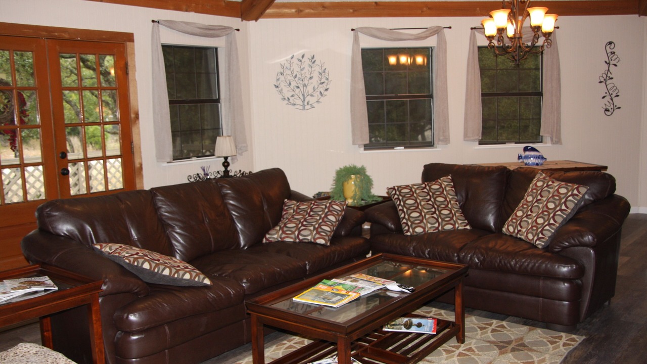 Photo of Livingroom in Canyon Lake