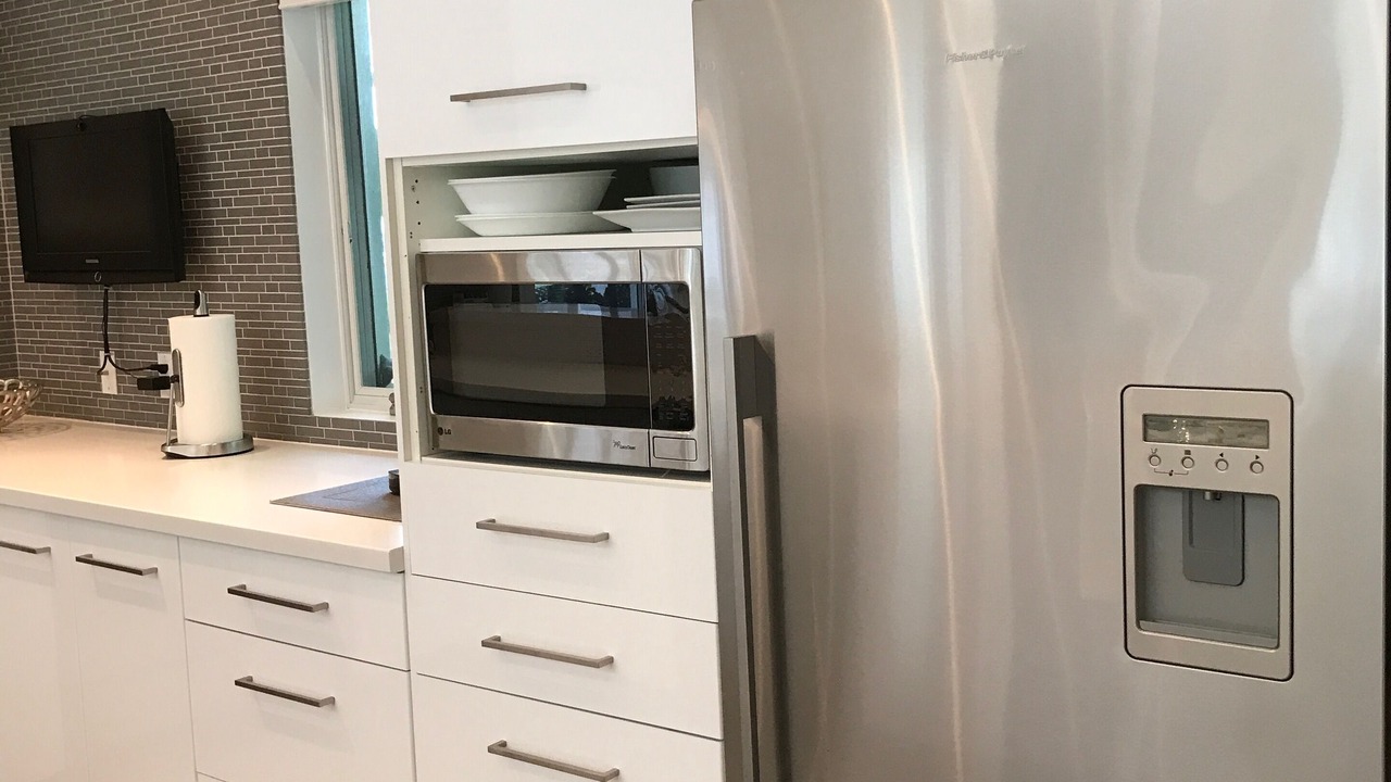 Photo of Kitchen in Lauderdale Beach