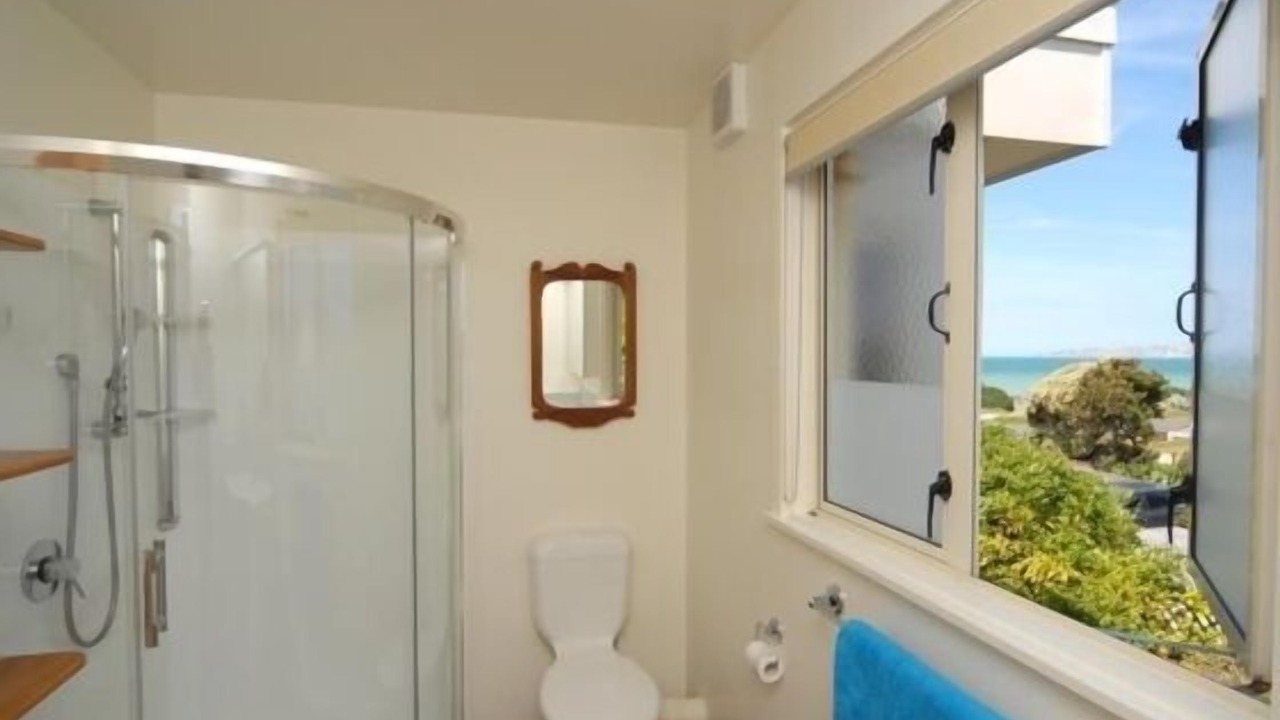 Photo of Bathroom in Haumoana