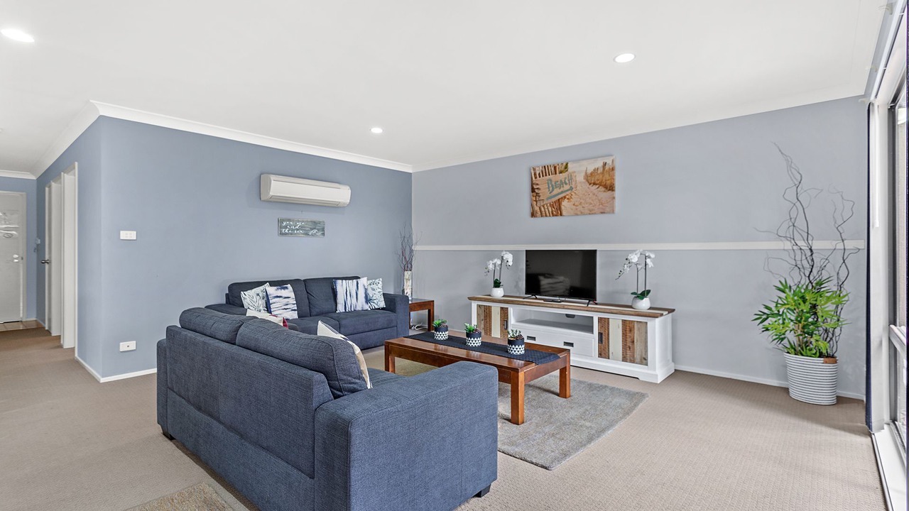 Photo of Livingroom in Salamander Bay