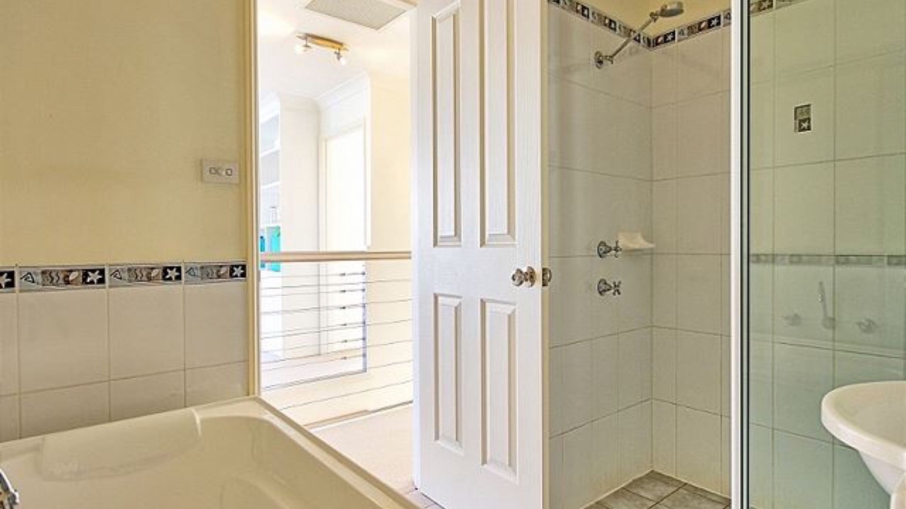 Photo of Bathroom in Huskisson