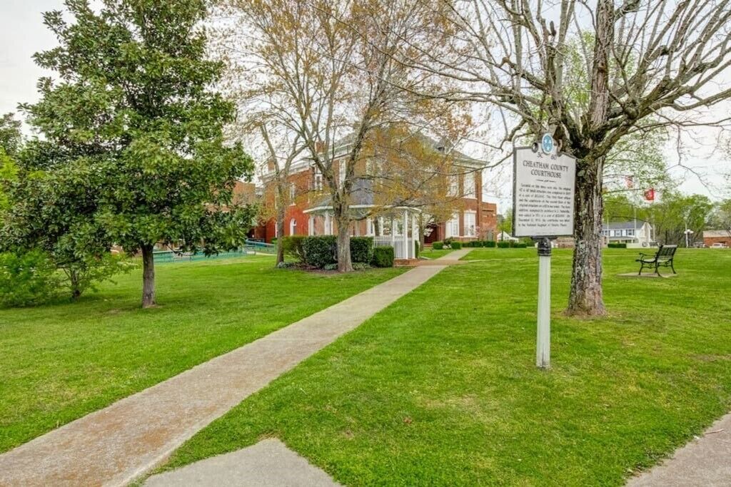 Photo of Outdoor in Ashland City