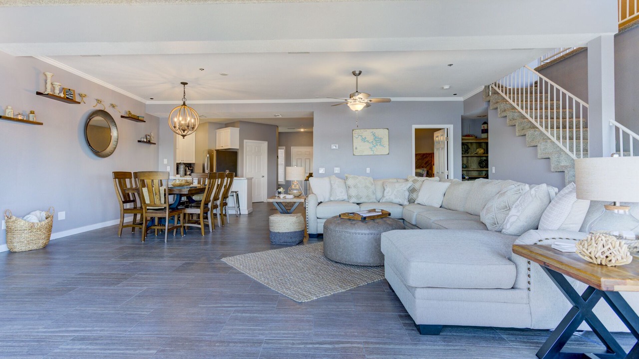 Photo of Livingroom in Osage Beach
