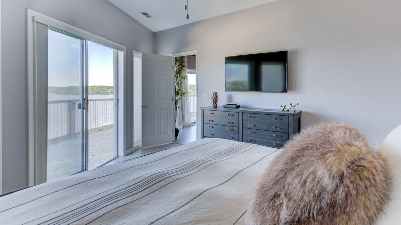 Photo of Bedroom in Osage Beach